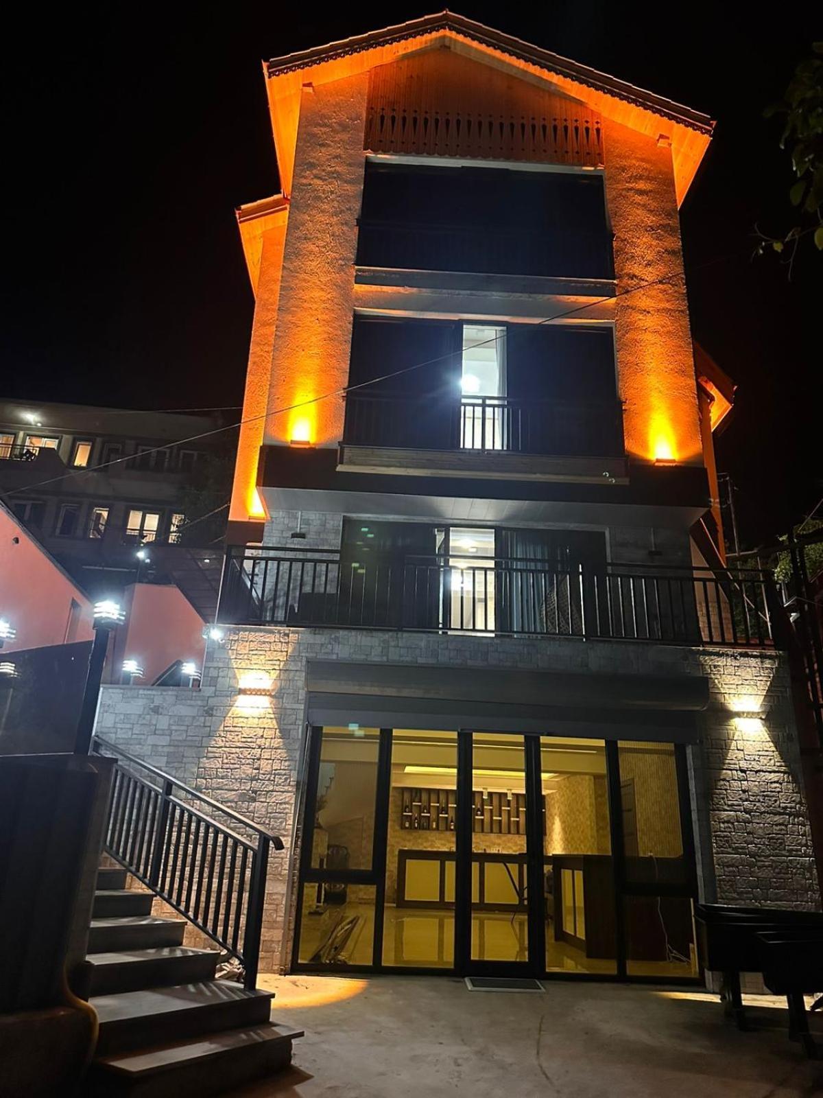 Chanko Hotel Borjomi Exteriör bild